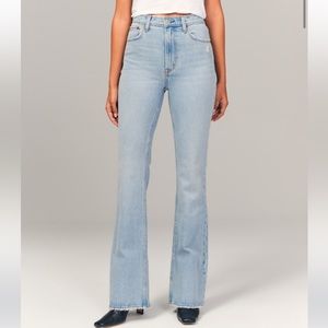 Abercrombie “the 70s vintage flare ultra high rise” 31/12L